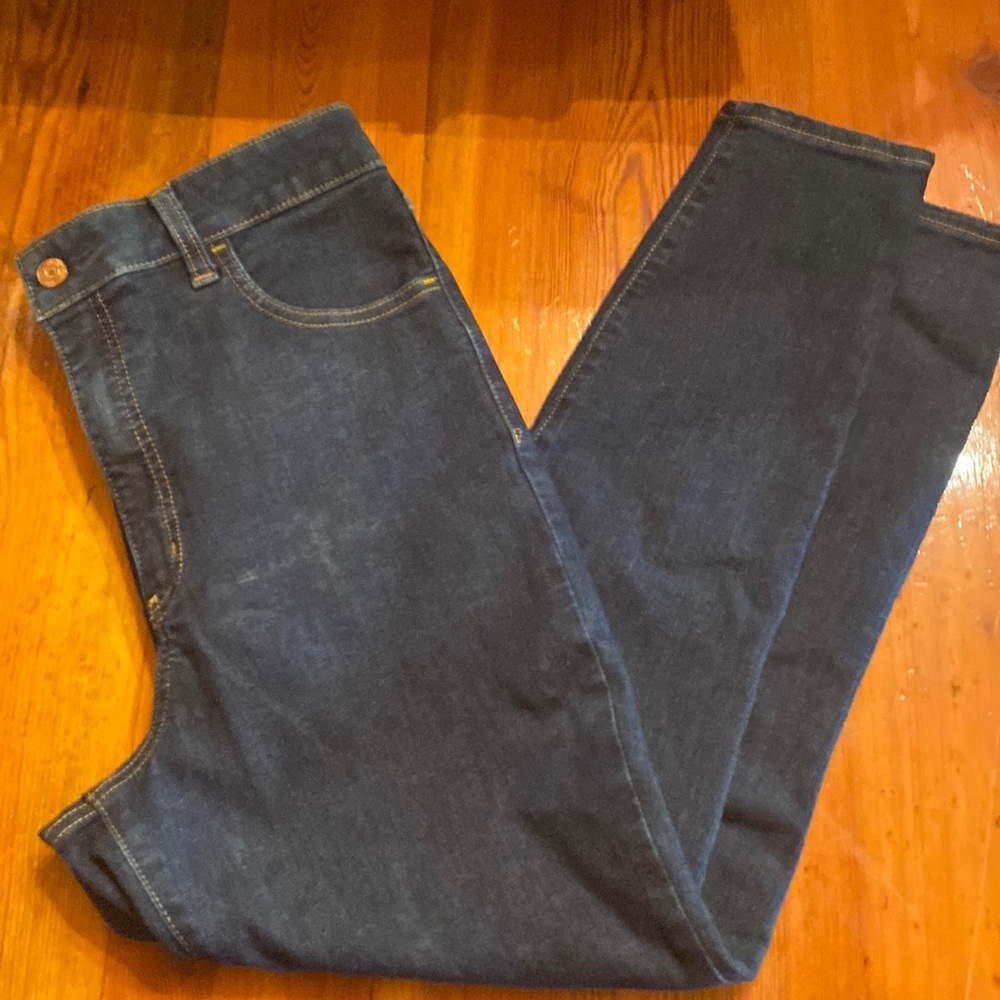 Women’s Gap 14 short jeans